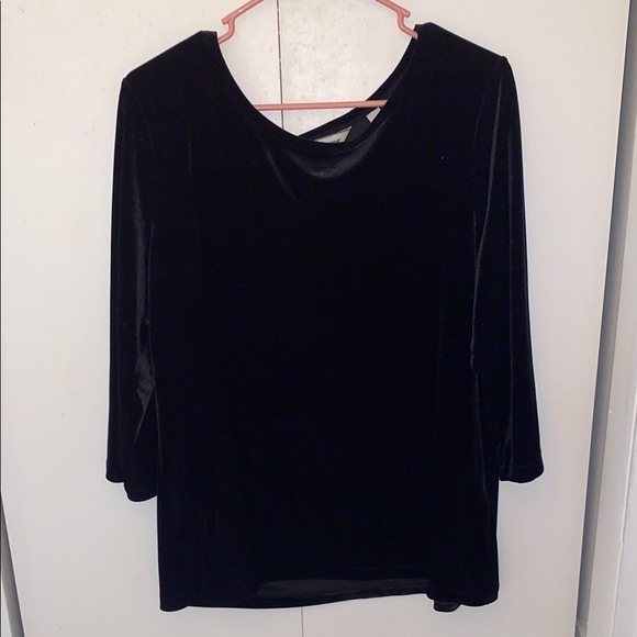 Elegant Black Velvet Women's Top - Picture 1 of 2
